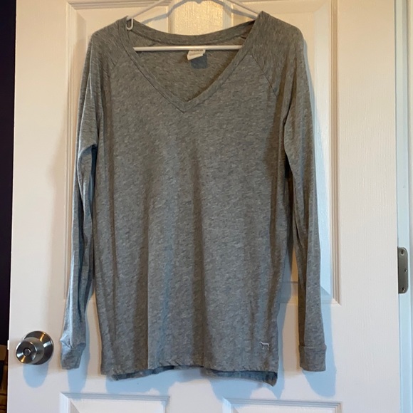 Victoria’s Secret pink longsleeve size S - Picture 1 of 6